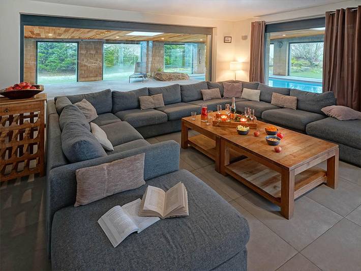 Location de vacances pour 24 personnes, avec sauna ainsi que piscine et jardin à Jalhay - 3