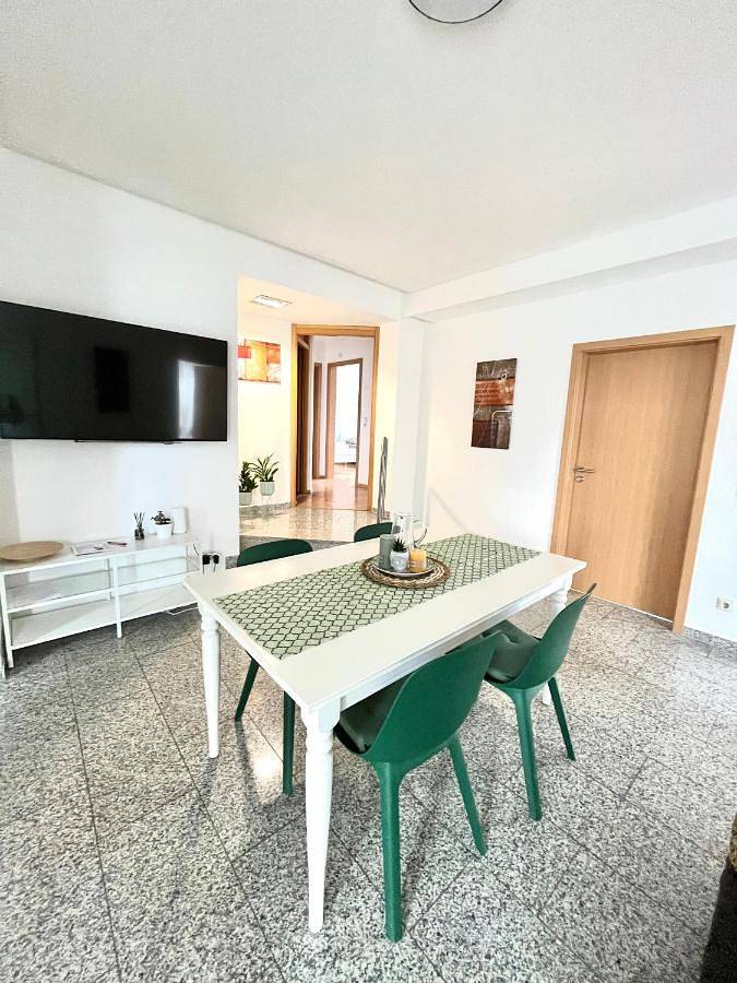 Ferienwohnung für 9 Personen, mit Ausblick in Waldstetten