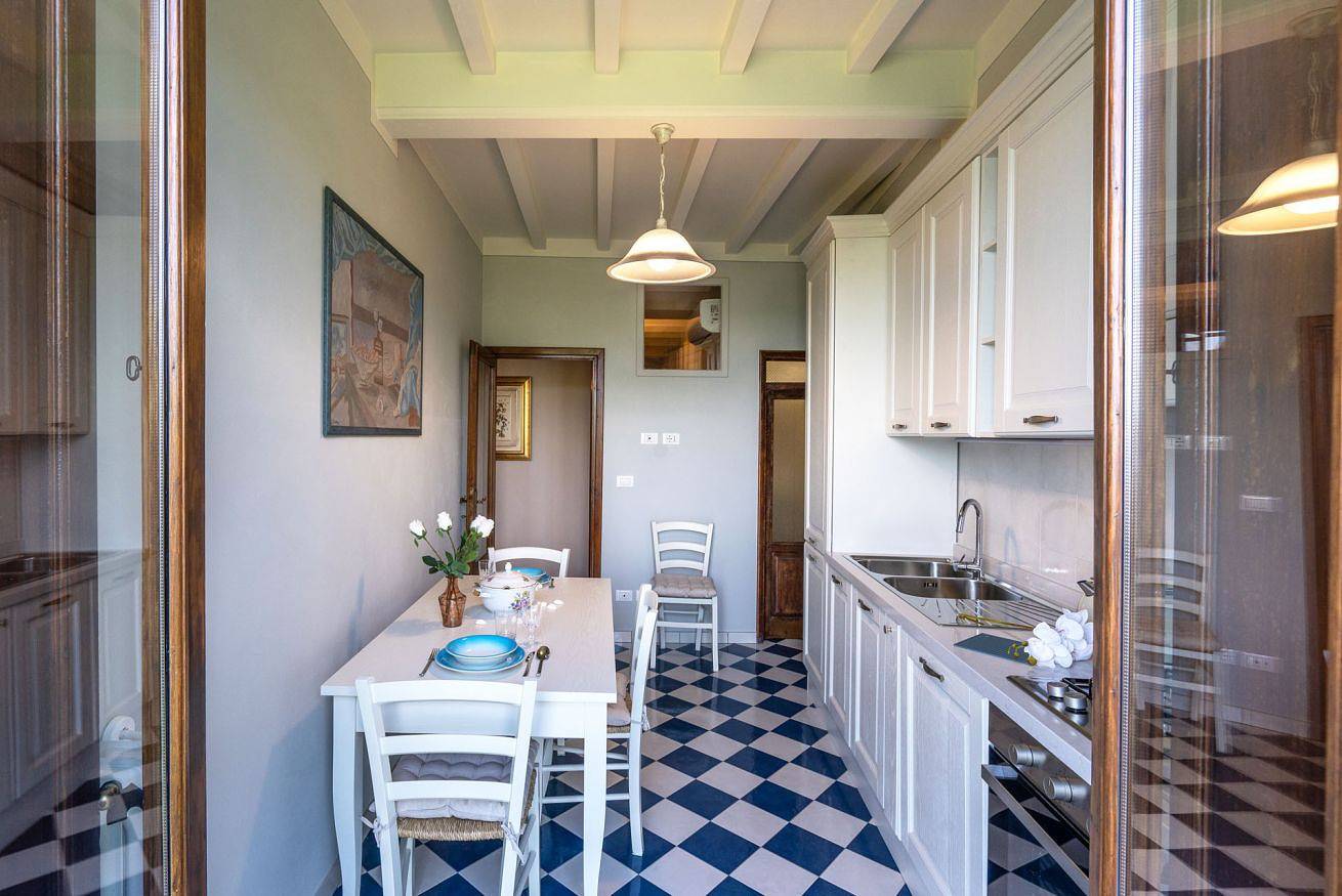 Ganze Wohnung, Ferienwohnung für 3 Personen mit Balkon/Terrasse in Massa e Cozzile, Pistoia Provinz