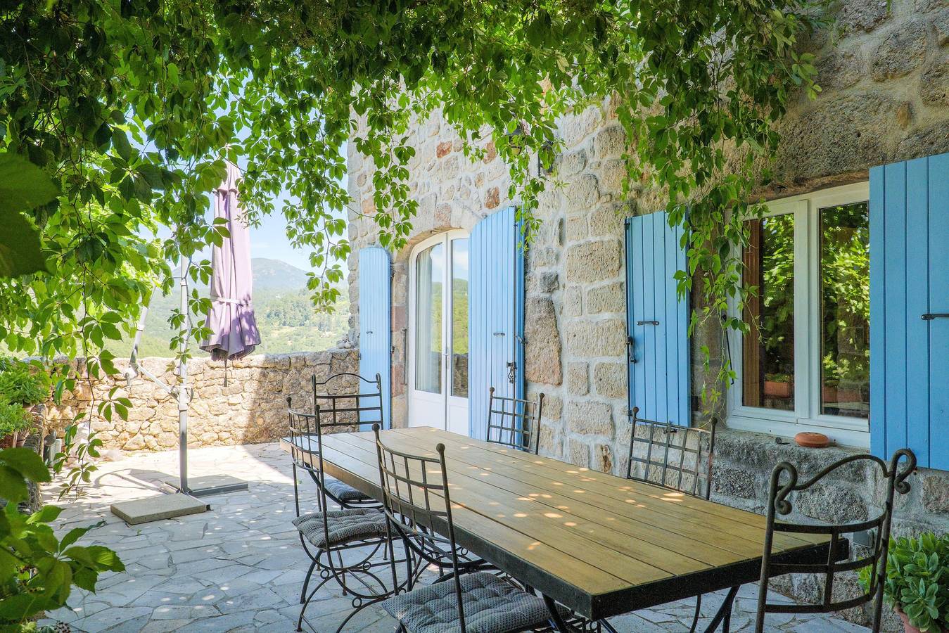 Maison de caractère en pierre au cœur du village médiéval de Montréal, Ardèche in Montréal (Rhône-Alpes), Ardèche