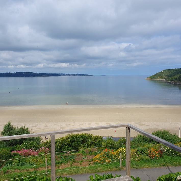 Gîte pour 6 personnes, avec terrasse et jardin à Saint-Michel-en-Grève - 2
