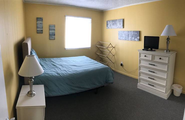 Vacation rental for 6 people, with balcony and pool in Ocean City