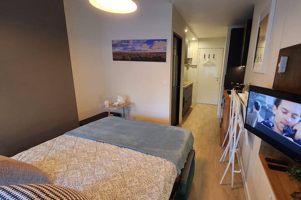 Entire apartment, Jules' Key in Saint-Germain-en-Laye, Yvelines