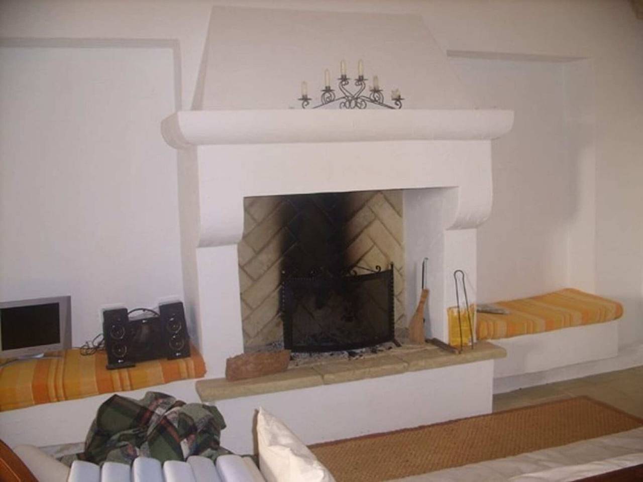 Villa 'Lu Rusciu De Lu Vientu' con vista mare, terrazza e aria condizionata in Leuca, Castrignano del Capo