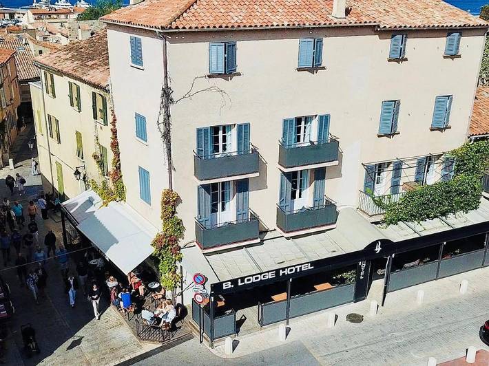 Hôtel pour 2 personnes, avec terrasse et vue, animaux acceptés