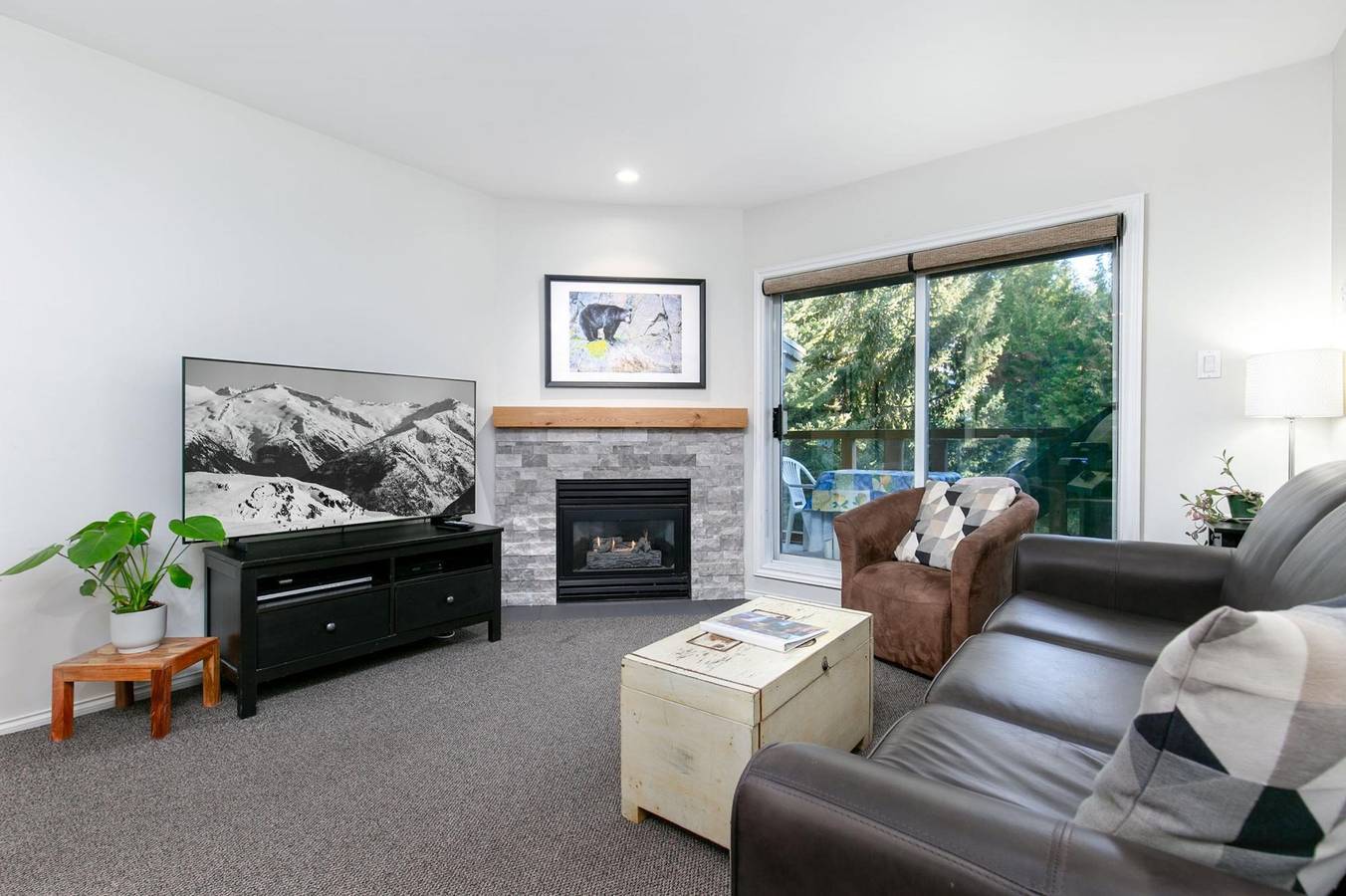 Apartamento entero, 1Br Townhome with private hot tub and pool. Gr100 in Whistler, Whistler Blackcomb