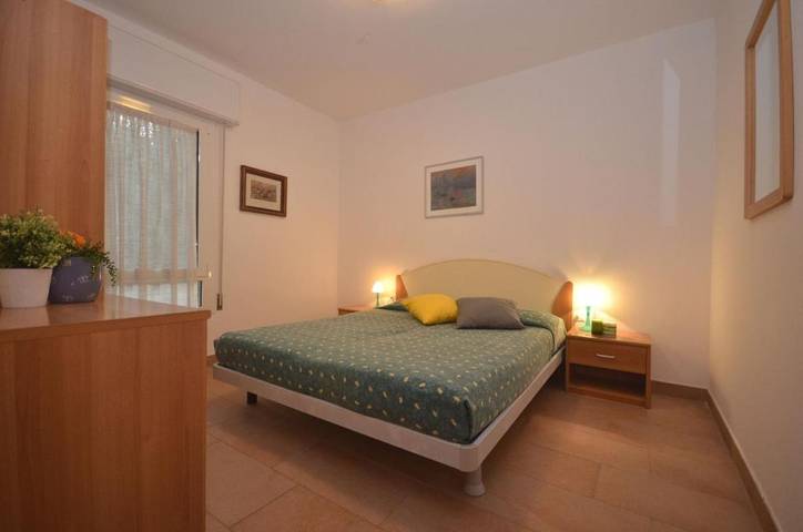 Ferienwohnung für 8 Personen, mit Garten in Lignano Pineta