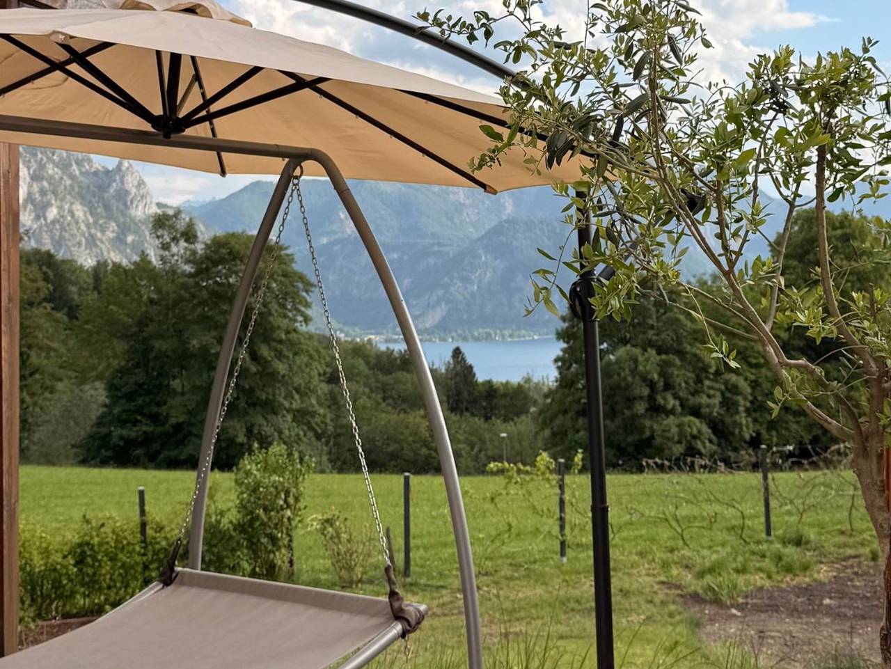 Ganze Ferienwohnung, Attersee Panorama Apartments - Ferienwohnung 5 - Hauszwetschke in Steinbach am Attersee, Bezirk Vöcklabruck