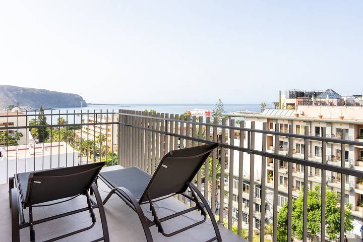 Gîte pour 5 personnes, avec terrasse à Los Cristianos - 2