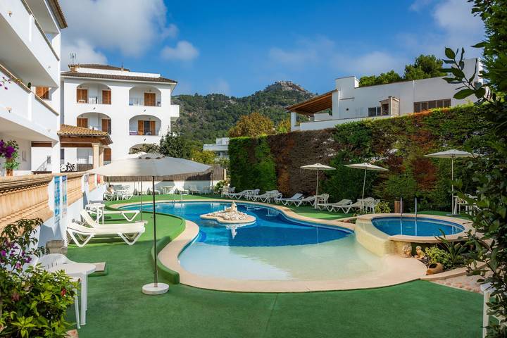 Ferienwohnung für 2 Personen, mit Balkon und Kinderpool in Canyamel