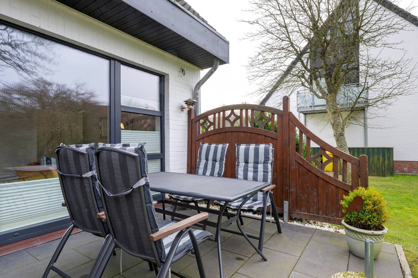 Ganze Wohnung, Ferienwohnung 'Am Südstrand' mit Privatterrasse, Gemeinschaftsgarten und Wi-Fi in Wyk auf Föhr (Stadt), Wyk auf Föhr