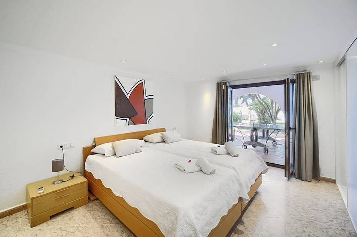 #Luxe 4 bed vrijstaande villa met zwembad en privétuin in La Cala de Mijas, Mijas