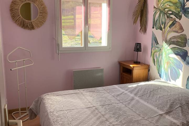 Gîte pour 4 personnes, avec terrasse à Pennedepie - 3