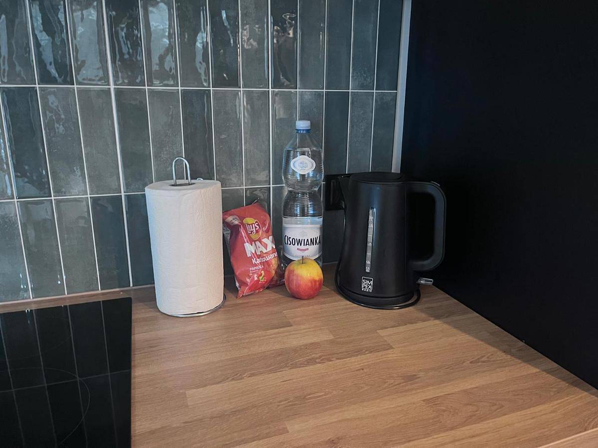 Cały apartament, Dzięcieliny 15 - komfortowe mieszkanie przy Centrum Zdrowia Dziecka Międzylesie in Wawer, Warszawa