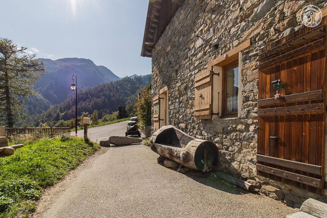 Le Gite De L'Ours in Montricher-Albanne, Region Saint-Jean-de-Maurienne