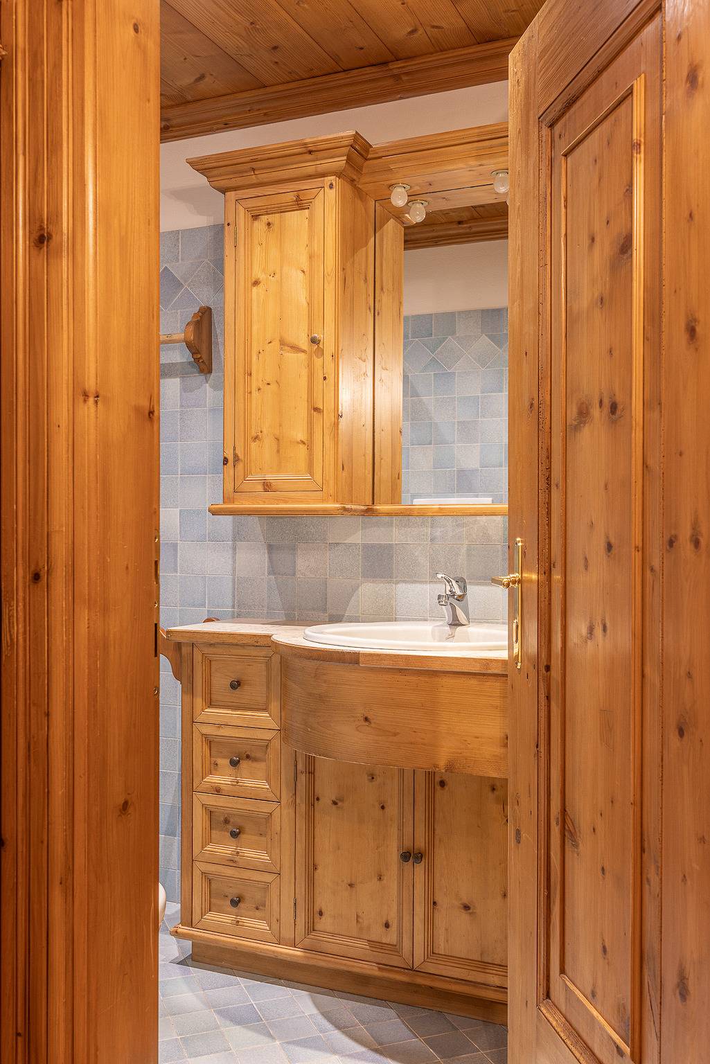 Appartamento intero, Casa Lacedel 2 ai piedi delle piste da sci in Cortina d'Ampezzo e dintorni, Dolomiti Superski