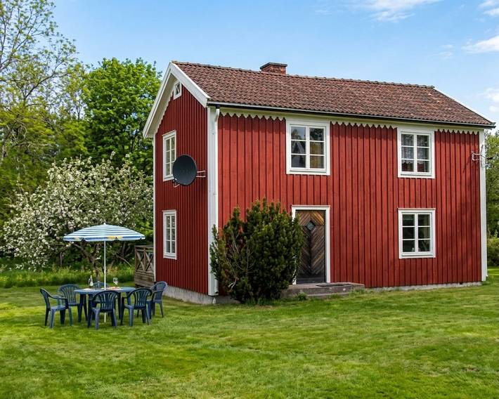 Ferienhaus für 6 Personen, mit Terrasse und Garten in Uppvidinge und Umgebung