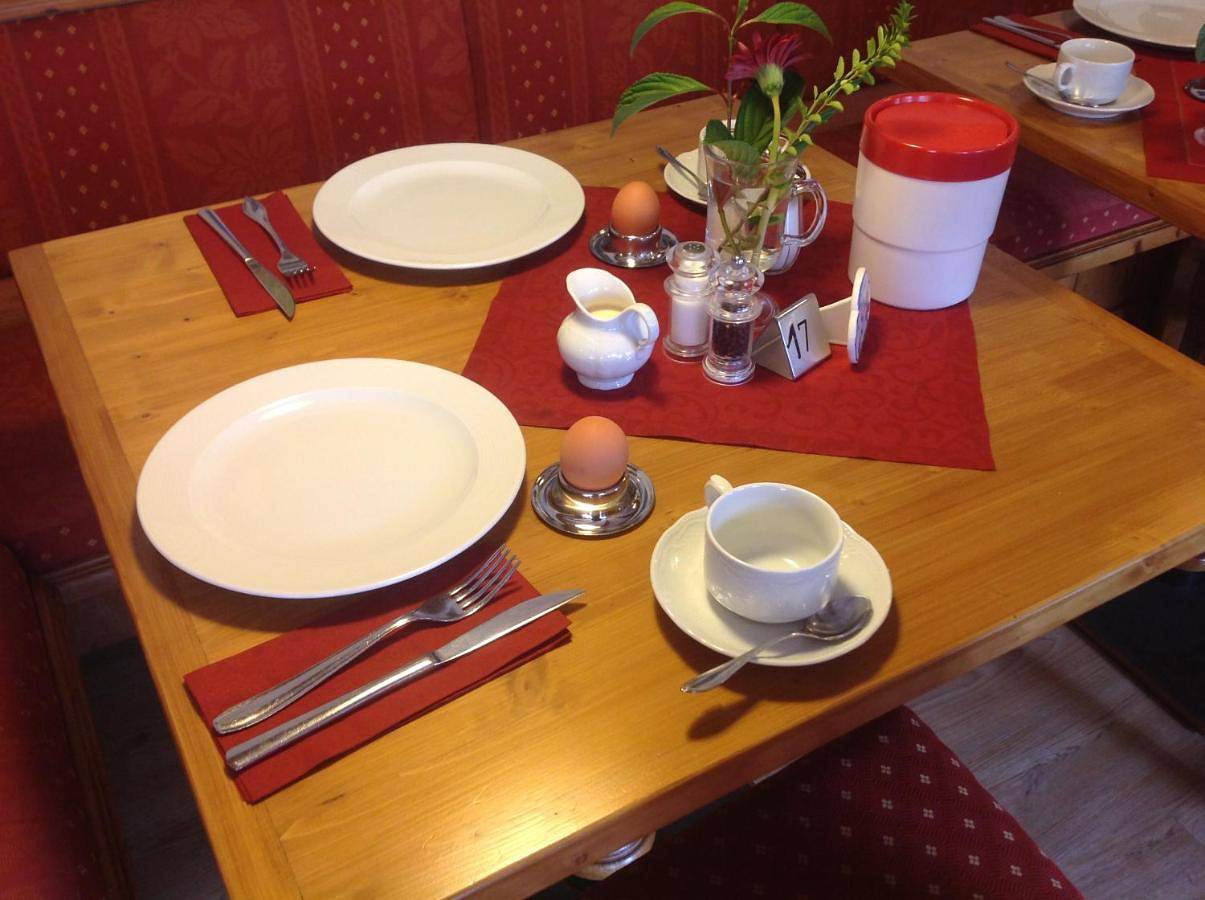 Single Room with Balcony in Ohlstadt, Das Blaue Land