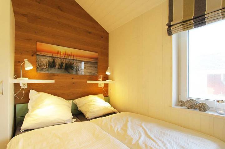 Ferienhaus für 10 Personen, mit Terrasse und Sauna sowie Whirlpool und Garten in Quern - 4