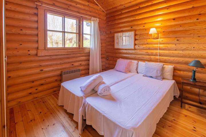 Location de vacances pour 6 personnes, avec jardin et sauna à Estavar - 2