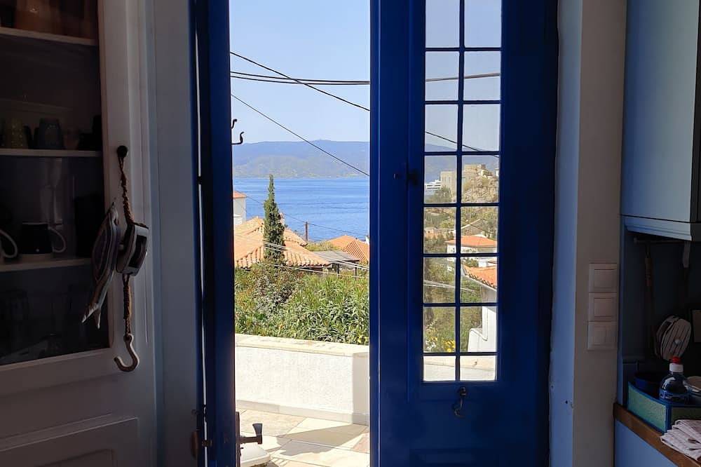 Marilia House in Hydra