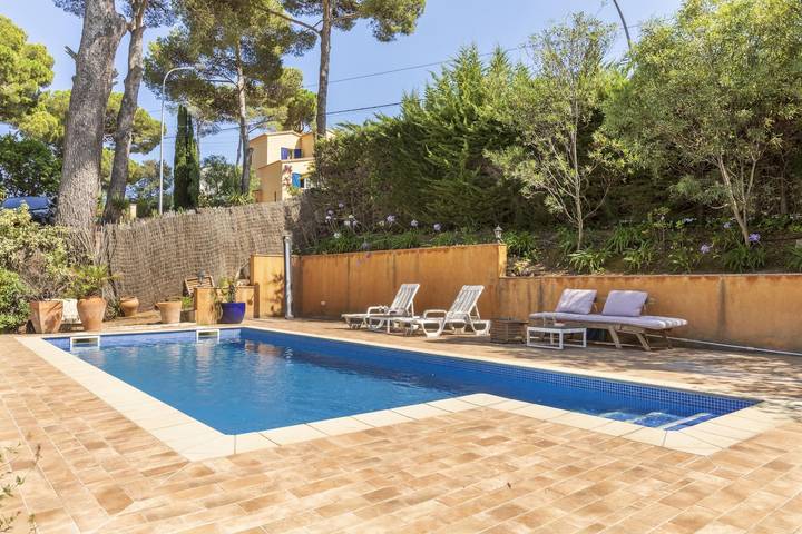 Casa rural para 6 personas, con terraza además de jardín y vistas en Palafrugell - 3