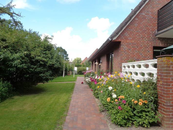 Ferienwohnung für 2 Personen, mit Terrasse und Garten, kinderfreundlich in Tating - 2