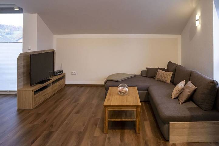 Ferienwohnung für 4 Personen, mit Garten und Balkon - 1