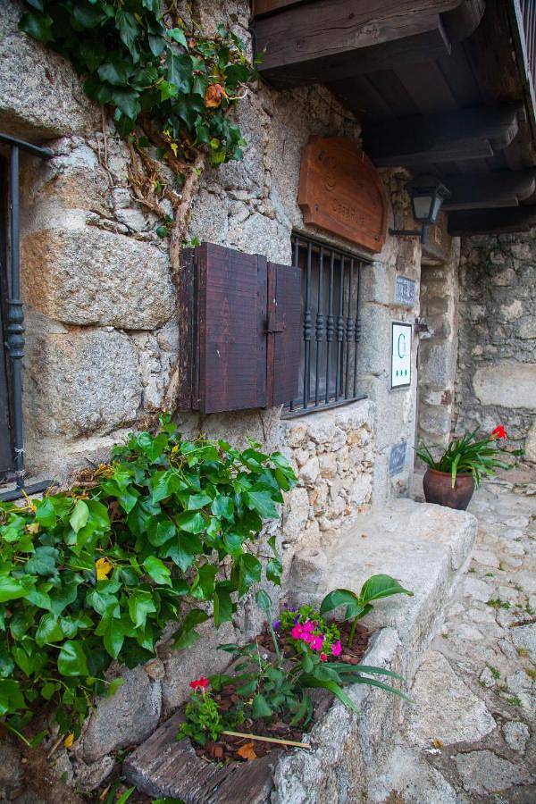 Casa rural para 4 personas, con vistas y balcón en Sierra de Gata - 2