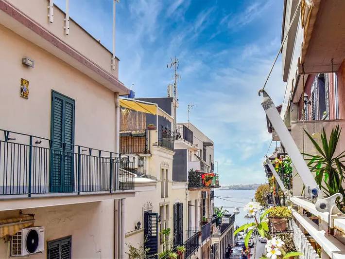 Gîte pour 2 personnes, avec terrasse à Aci Castello - 3