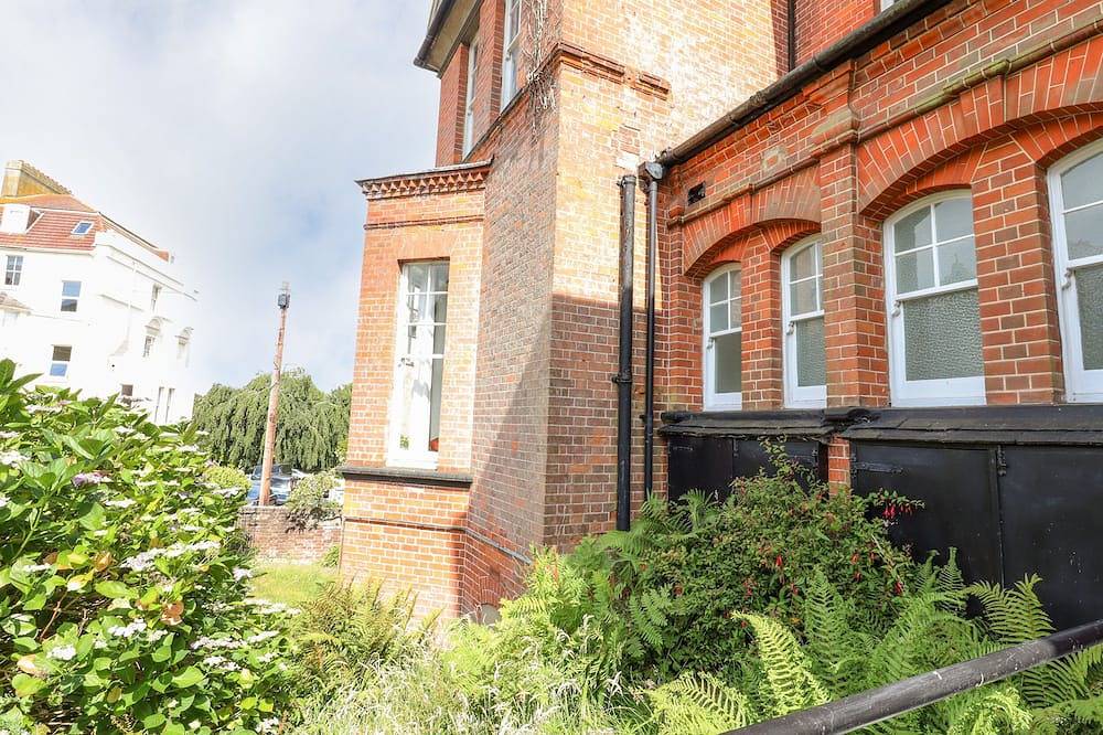 Log Cabin for 3 People in Hastings, East Sussex
