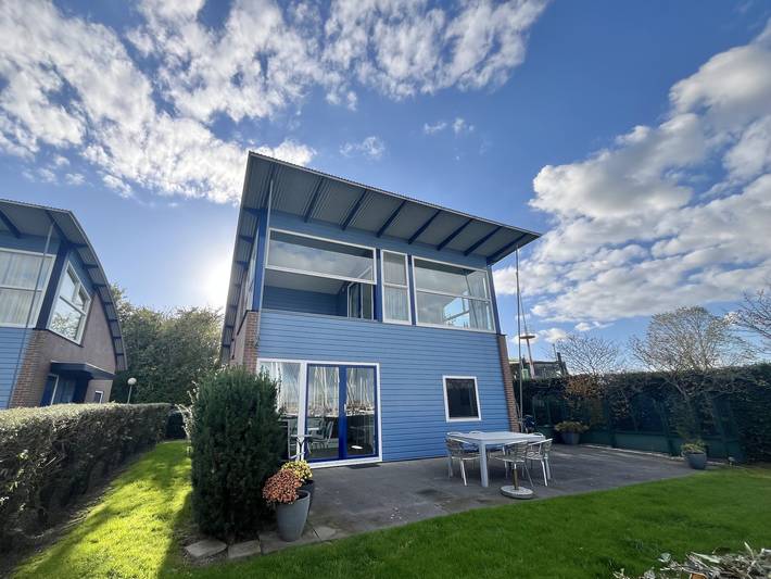 Bungalow für 6 Personen, mit Seeblick und Garten, mit Haustier
