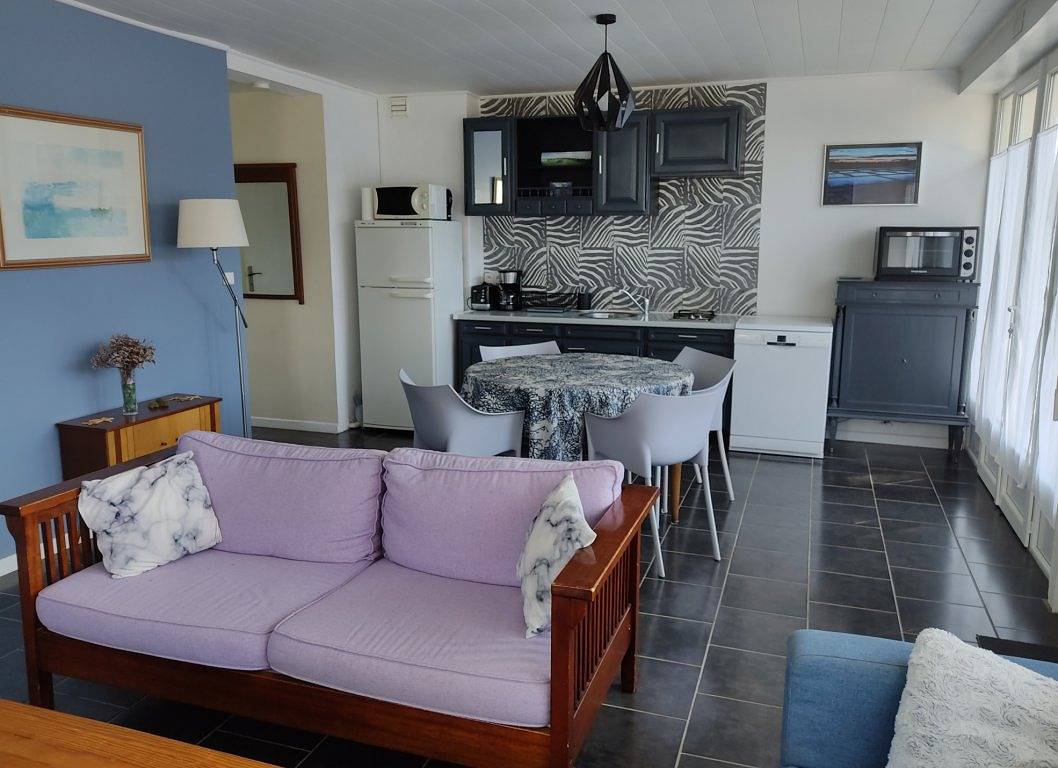 Appartement entier, Appartement avec jardin privatif, proche plage et marché in Quimiac, Mesquer