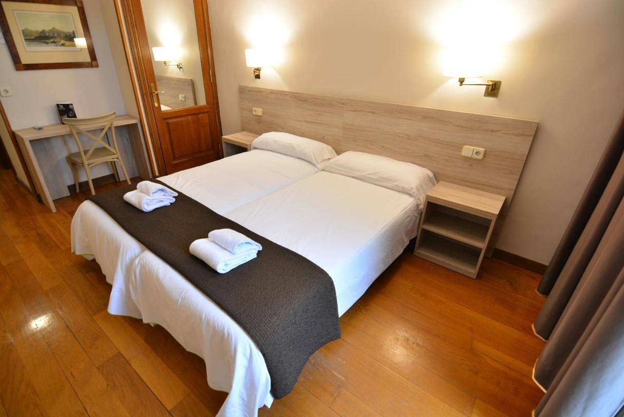 Economy Twin Room in Olite, Province de Navarra