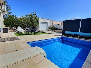 Cottage pour 4 personnes, avec piscine et jardin à Sauvian