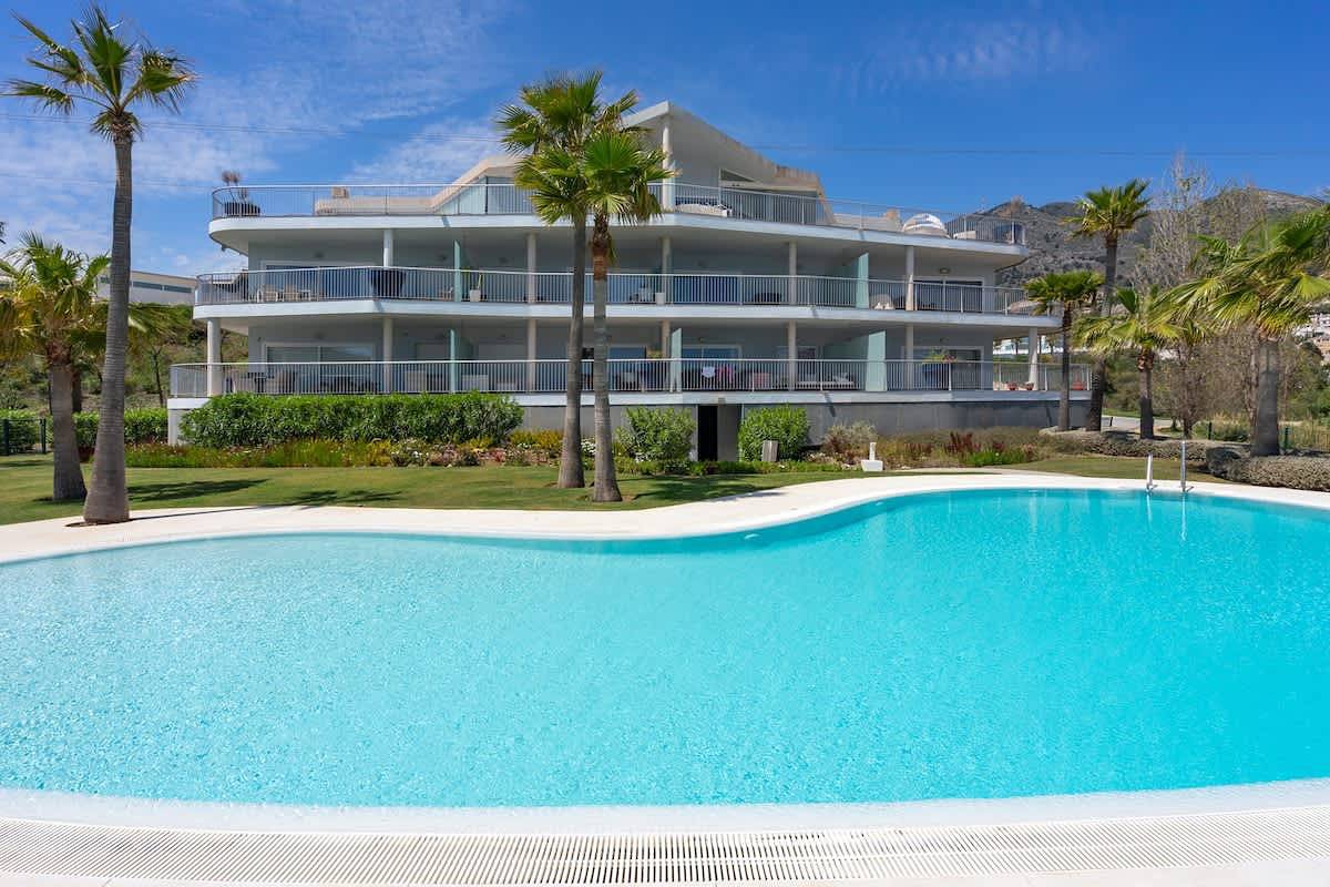 Hel leilighet, Sunny Terrace with Jacuzzi by Costarentals in La Capellania, Benalmádena