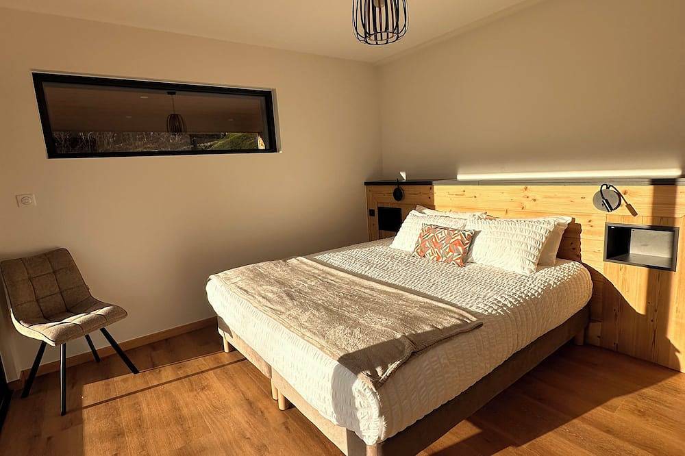 New ecolodge, in the heart of nature, on the heights of Munster in Munster (Haut-Rhin), Parc naturel régional des Ballons des Vosges