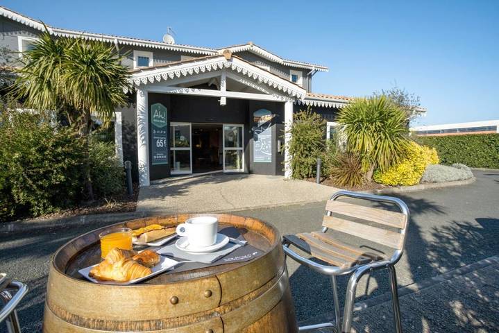 Hôtel pour 2 personnes, avec Terrasse à Villenave-d'Ornon - 3