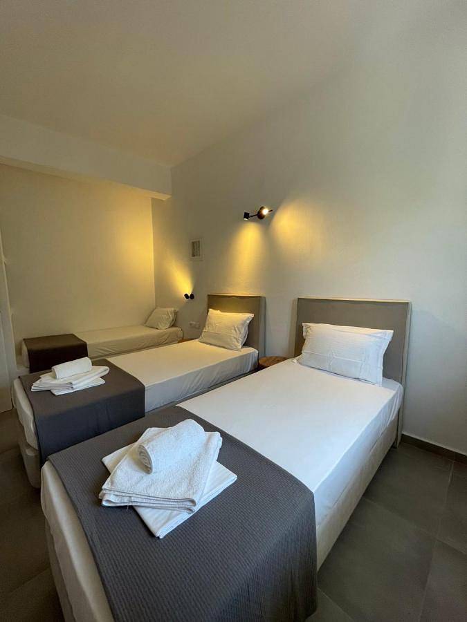Gîte pour 3 personnes, avec jardin dans Antiparos Ville - 4