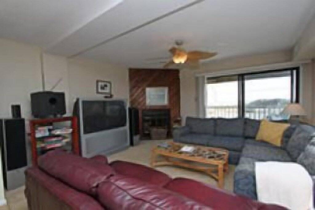 4 Shelter Beach Oceanfront Townhalb mit einer unglaublichen Aussicht in Fenwick Island, Sussex County (Delaware)