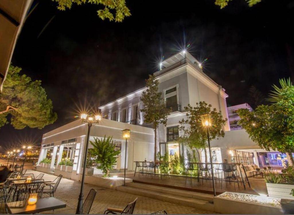 Panellinion Luxury Rooms in Calamata, Région de Messenia