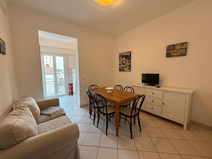 Appartement entier, Appartement 'Dalia Appartamenti Pellico' avec deux balcons et accès plage in Cattolica, Province de Rimini