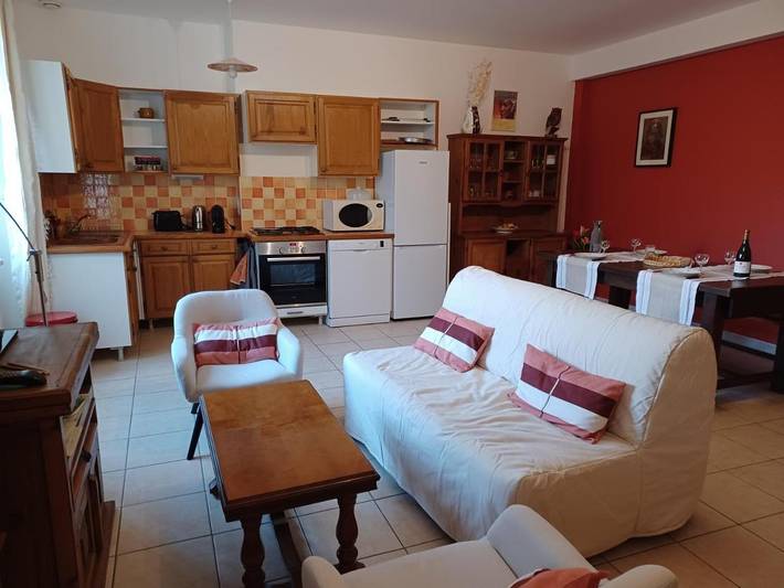 Location de vacances pour 6 personnes, avec jardin à Joannas - 2