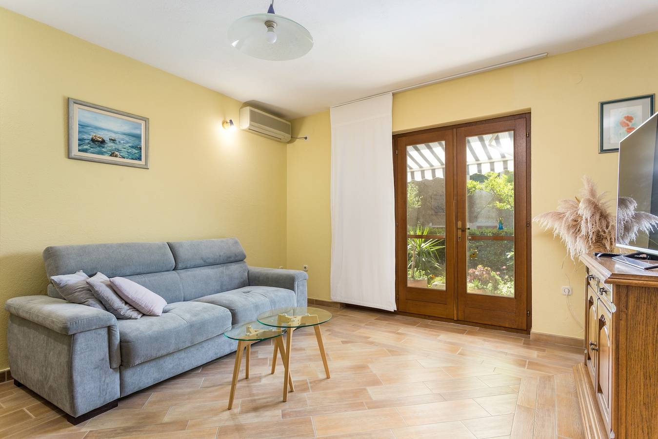 Ganze Wohnung, 1-Zimmer-Ferienwohnung mit Terrasse Kastel Stari, Kastela A-20999-a in Kastel Stari, Kaštela