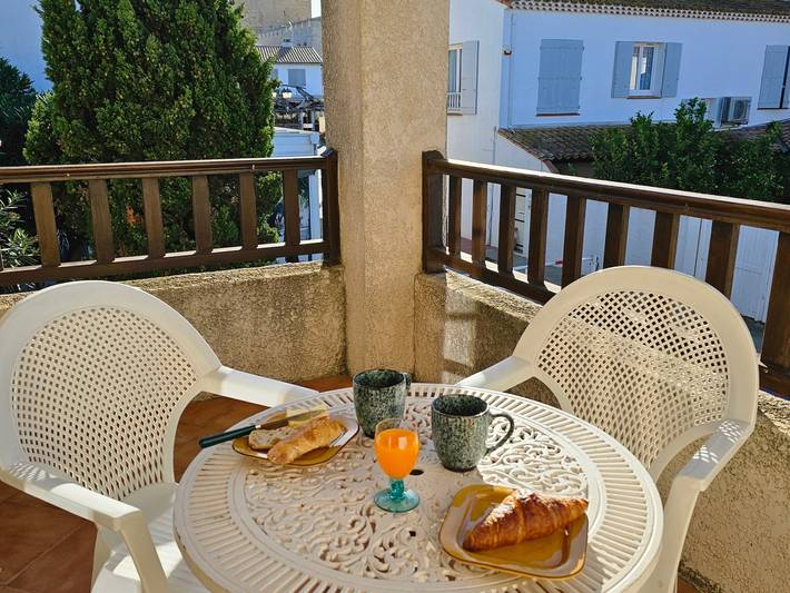 Appartement de vacances pour 3 personnes, avec balcon à Saintes-Maries-de-la-Mer