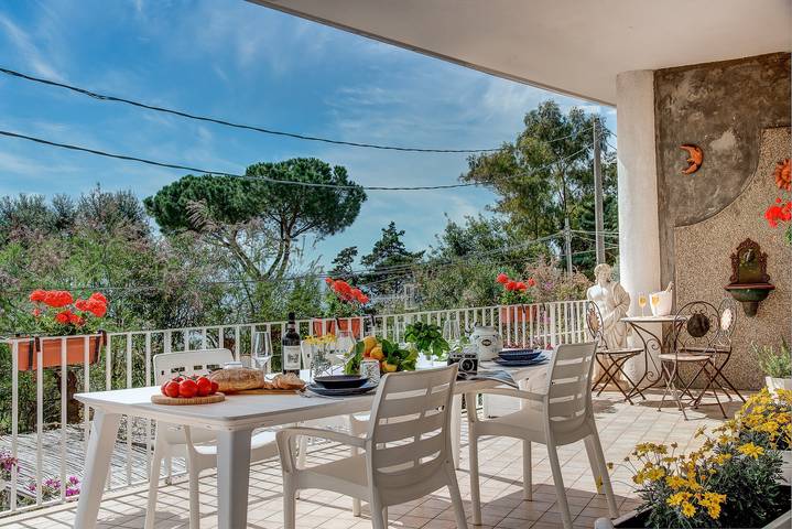 Gîte pour 6 personnes, avec balcon, animaux acceptés à Massa Lubrense - 2