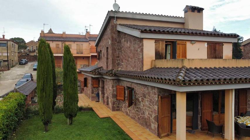 Location de vacances pour 10 personnes, avec vue et jardin, adapté aux familles à Prades (Espagne) - 3