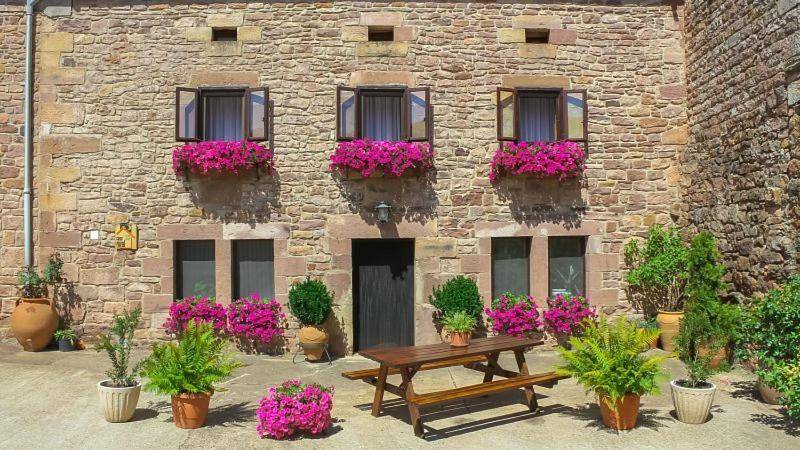 Casa rural para 10 personas, con vistas y terraza en Brañosera