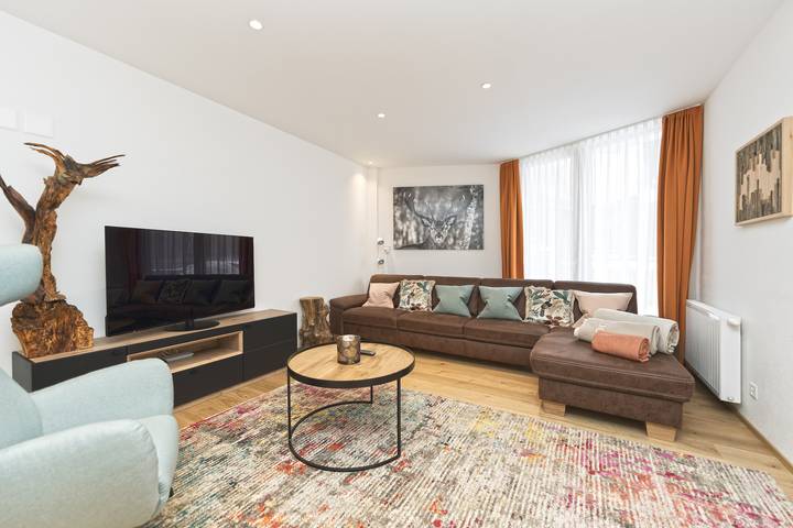 Geheel vakantieappartement, Vakantieappartement voor 6 personen met sauna in Laret, Samnaun