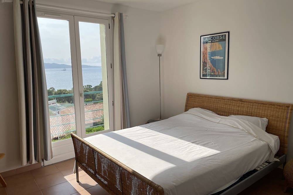 Maison T5 indépendante de charme avec piscine- vue mer - Les hauts de st florent in Saint-Florent, Région de Calvi